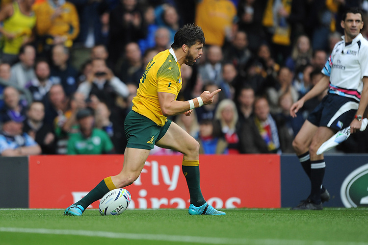 Adam Ashley-Cooper of Australia celebrates scoring the opening try during the Quarter Final of the Rugby World Cup 2015 between Australia and Scotland - 18/10/2015 - Twickenham Stadium, London<br />
Mandatory Credit: Rob Munro/Stewart Communications