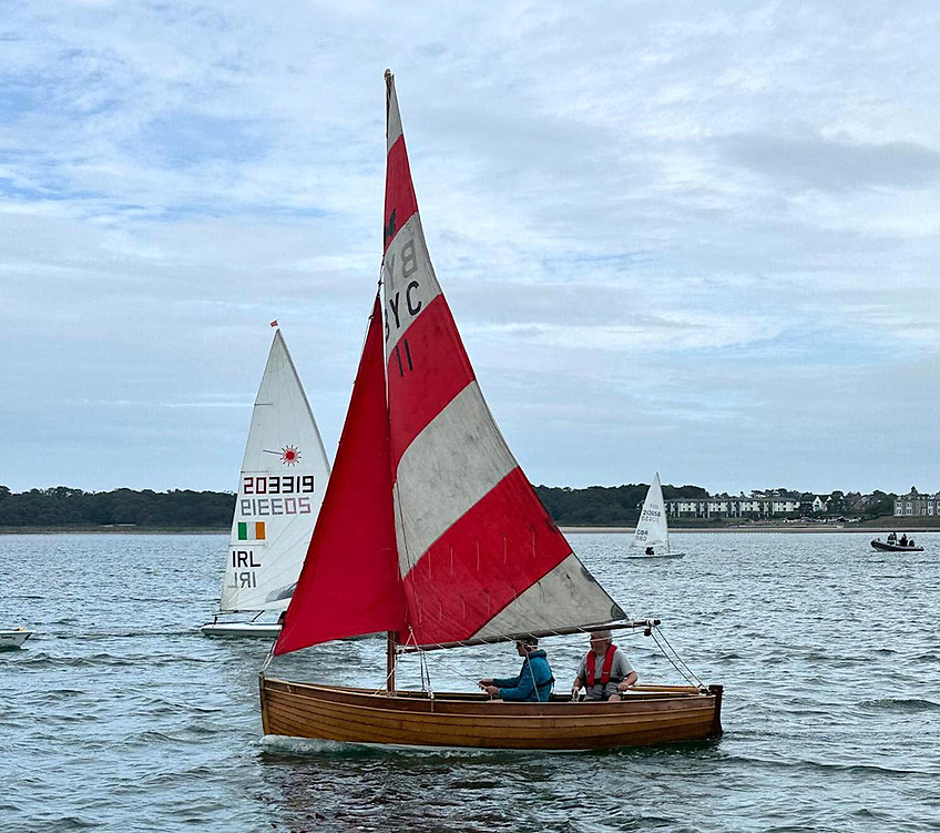 Insect Dinghy 'Lacewing' Shines at Ballyholme Regatta After Restoration