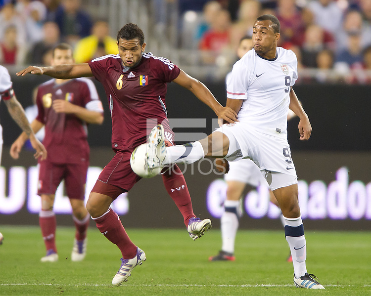 Phoenix, AZ - Saturday, January 21, 2012: USA Men's national team defeats Venezuela 1-0, at the University of Phoenix Stadium.