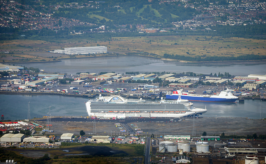 Cork And Belfast Ports Sign Landmark All-Island Partnership