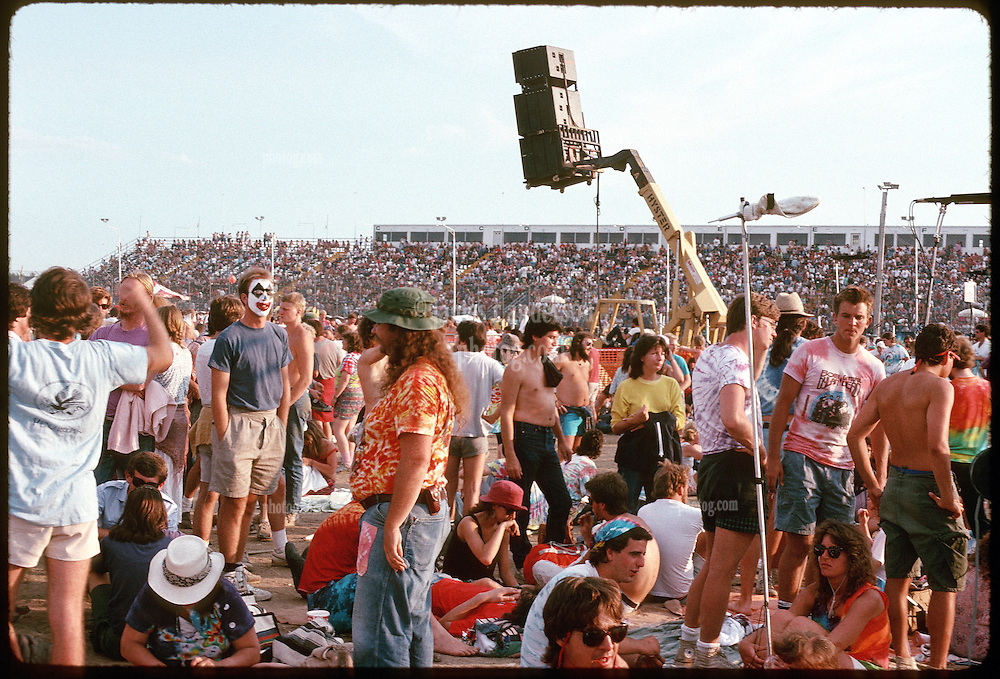Grateful Dead Concert Oxford Speedway 3 July 1988 The Deadhead