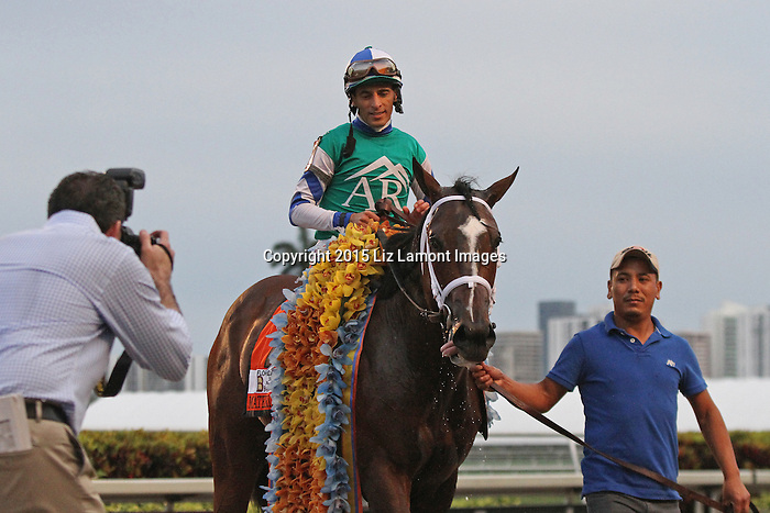 March 28, 2015: Scenes from Gulfstream Park on Florida Derby Day at Gulfstream Park in Hallandale Beach, Florida. Liz Lamont/ESW/CSM