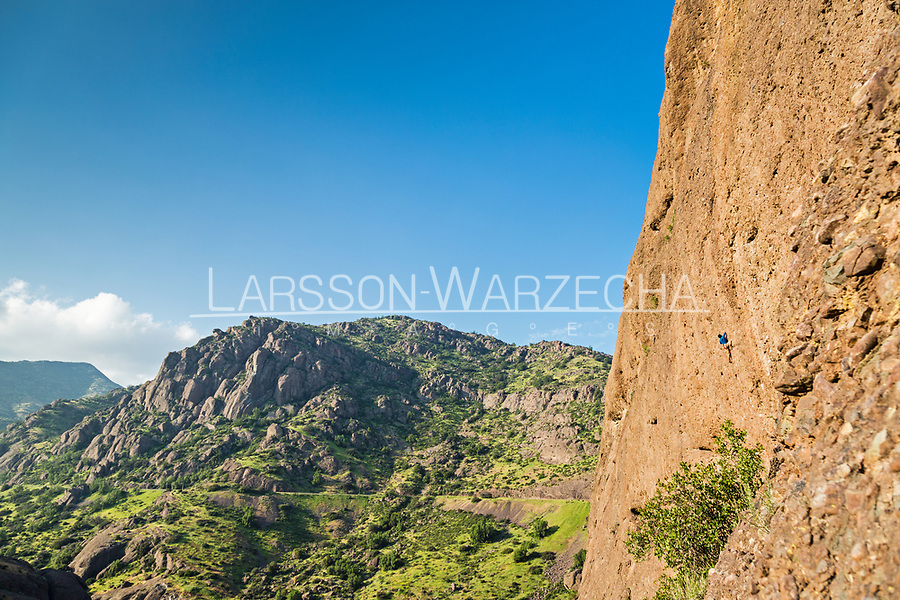'Armagedon' 7c+, Des Plomelandia sector, Las Chilcas, Chile <br />
Climber: Carlos Lastra