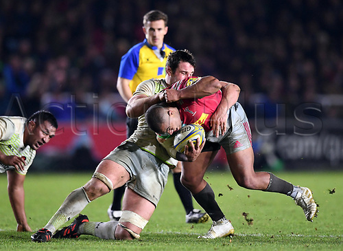 3rd December 2017, Twickenham Stoop, London, England; Aviva Premiership rugby, Harlequins versus Saracens; Mike Brown of Harlequins takes the ball into contact