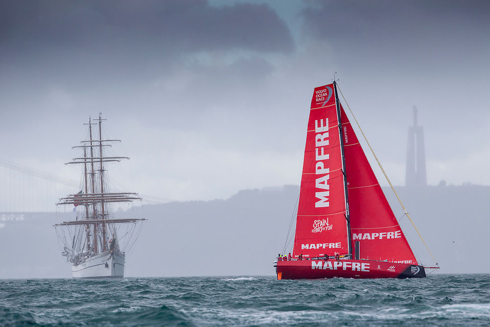 © Maria Muina I MAPFRE. Inport race in Lisbon. Regata costera en Lisboa.