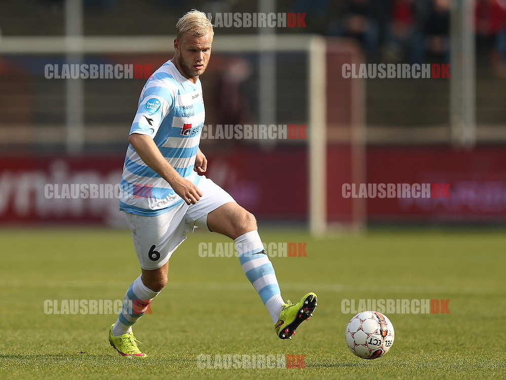 FODBOLD: Mikkel Knudstrup (FC Helsingør) under kampen i Bet25 Ligaen mellem FC Vestsjælland og FC Helsingør den 4. oktober 2015 på Harboe Arena i Slagelse. Foto: Claus Birch