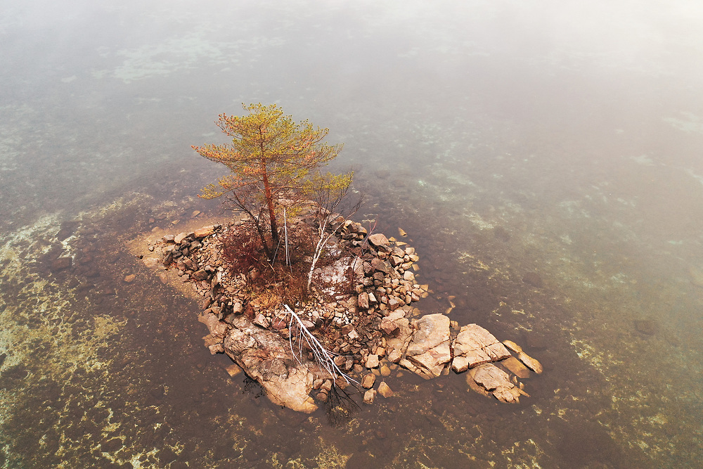 https://Duncan.co/small-island-with-one-tree-03