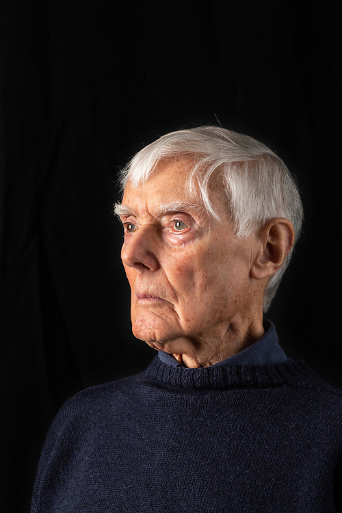 The artist David Gentleman photographed in his studio in London. David William Gentleman is an English artist. He studied illustration at the Royal College of Art under Edward Bawden and John Nash. He has worked in watercolour, lithography and wood engraving, at scales ranging from platform-length murals for Charing Cross Underground Station in London to postage stamps and logos.<br />
<br />
His themes include paintings of landscape and environmental posters to drawings of street life and protest placards. He has written and illustrated many books, mostly about countries and cities. He also designed a number of British commemorative postage stamps.