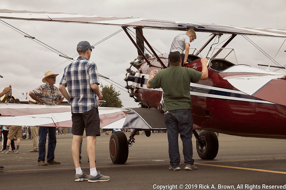 Kyle sharing his N3N with guests.