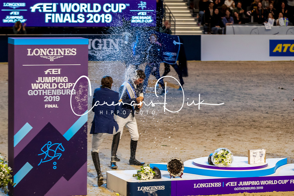 Podium, Guerdat Steve, SUI, Fuchs Martin, SUI, Fredrikson Peder, SWE<br />
LONGINES FEI World Cup™ Finals Gothenburg 2019<br />
© Hippo Foto - Dirk Caremans<br />
07/04/2019