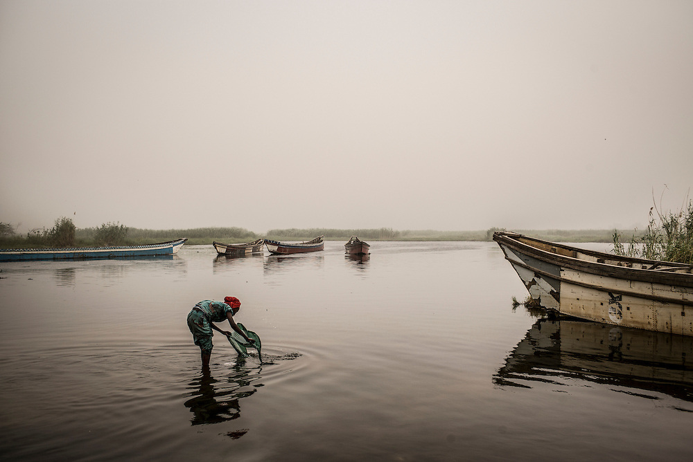 Baga Sola, Lake region, Chad.<br />
<br />
The Chad Lake symbolizes the border between northern Nigeria and western Chad and is an important axe for trade between the two countries. With Boko Haram transborders activities the trade is decreasing and the small islands scattered on the Lake become a natural refuge for Boko Haram soldiers trying to escape to the Chadian army. Civilians from local communities are also trapped in these islands and is really difficult for the humanitarian agencies to have access to these areas and civilians due to the insecurity.<br />
<br />
Sylvain Cherkaoui/Cosmos for MSF