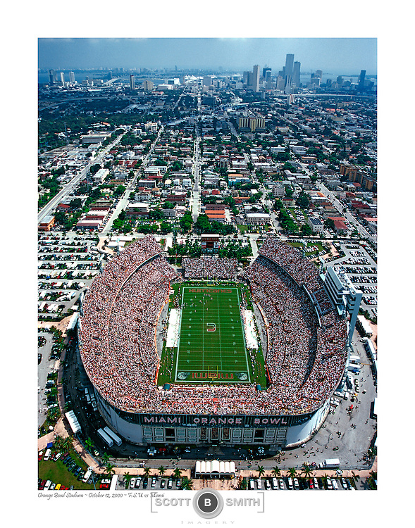 Aerial University of Miami plays Florida State University in the Orange Bowl October 2001