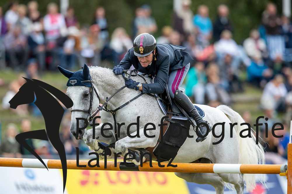 CRISTOFOLETTI Michael (ITA), SIG Dabalia<br />
Donaueschingen - CHI mit Europameisterschaft Gespannfahren 2019<br />
Ricosta präsentiert: Championat von Donaueschingen<br />
Int. Springprüfung mit Stechen <br />
Große Tour<br />
17. August 2019<br />
© www.sportfotos-lafrentz.de/